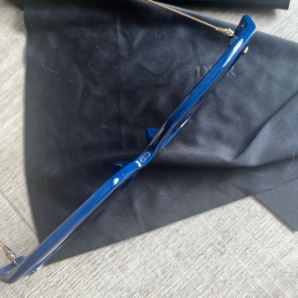 Authentic sunglasses - Picture 5 of 9